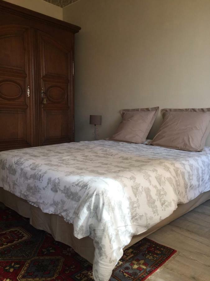 Bed and Breakfast Aux Berges Du Coubisou Exterior foto